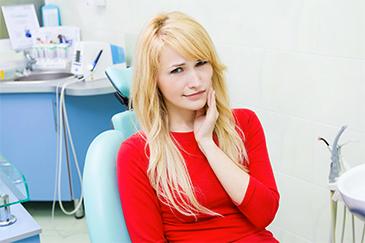 woman at emergency dentist in garran