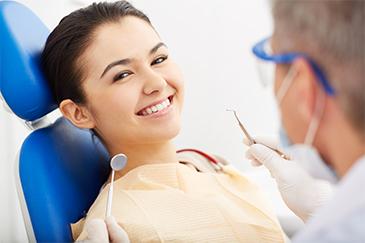 woman getting dental bridge in garran