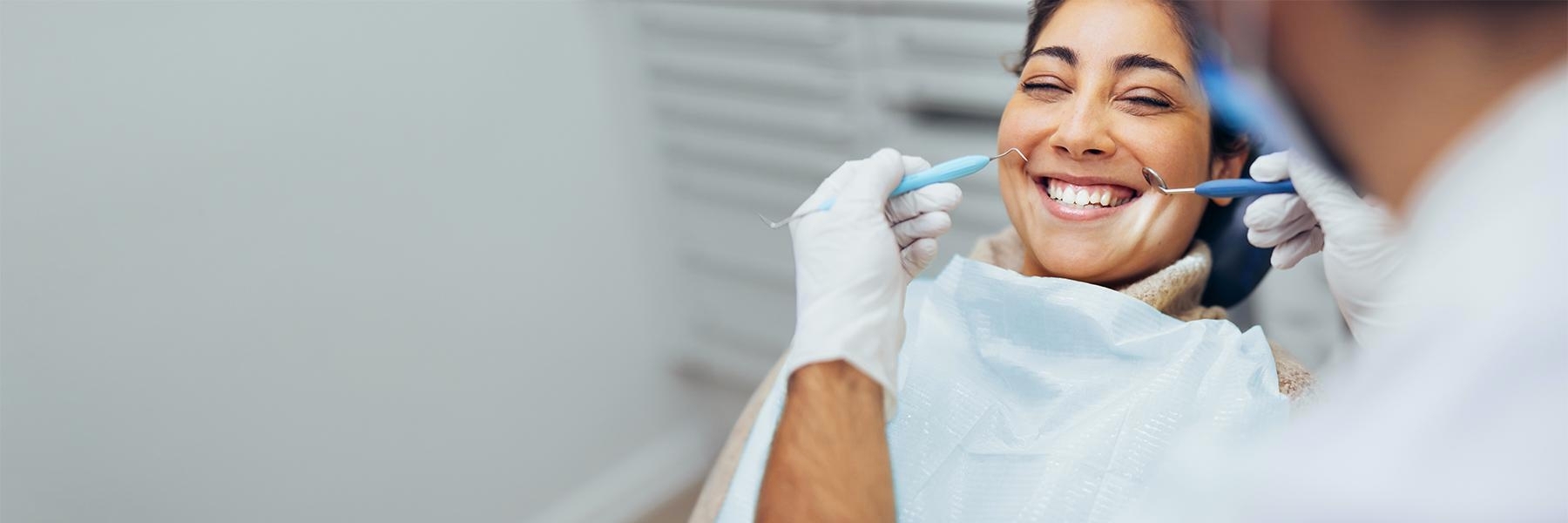 Emergency dental services on a woman, Garran ACT